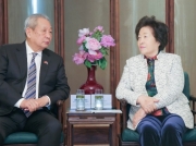 孫春蘭會(huì)長(zhǎng)在京會(huì)見(jiàn)泰國(guó)前副總理、泰中文化促進(jìn)委員會(huì)主席披尼·扎祿頌巴